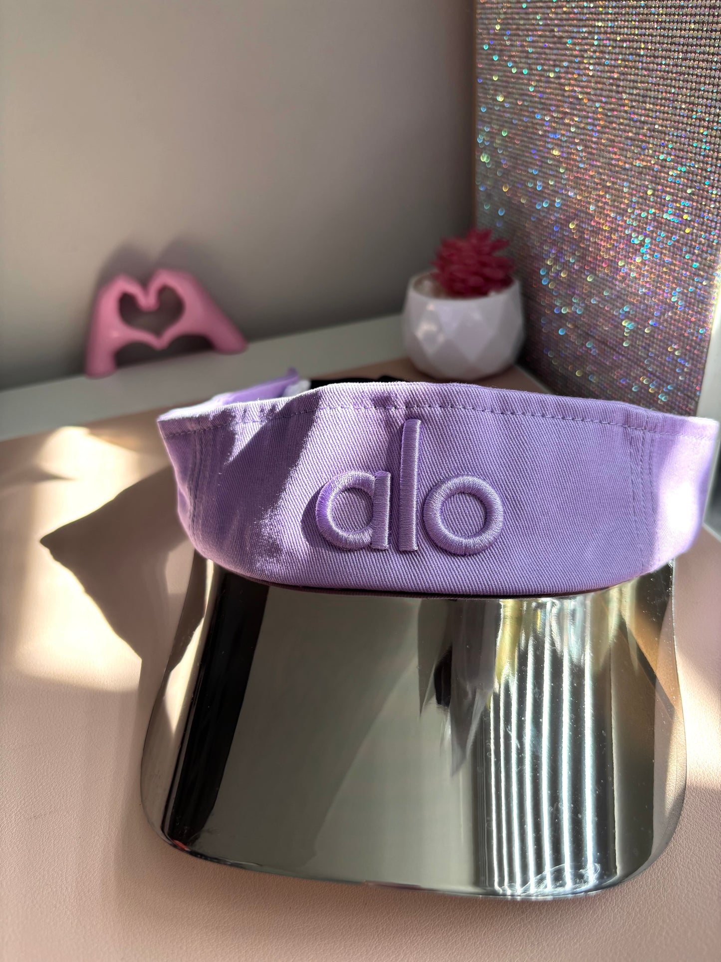 Visera ALO color lila