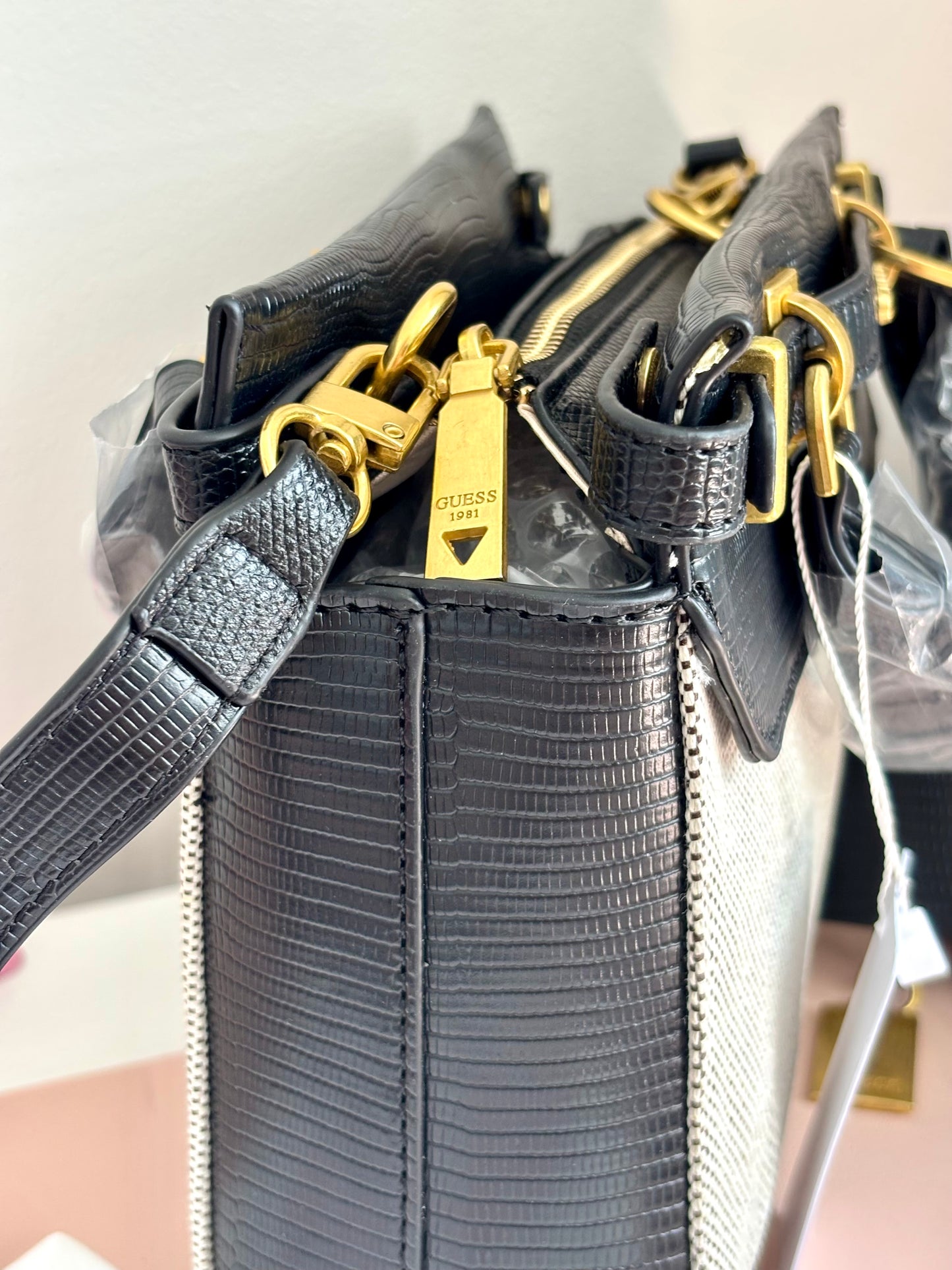 Bandolera Croosbody Guess