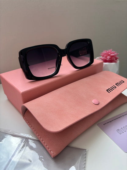 Gafas miu negro grandes