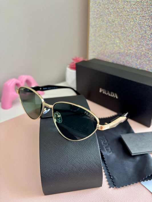 Gafas Prada color negro