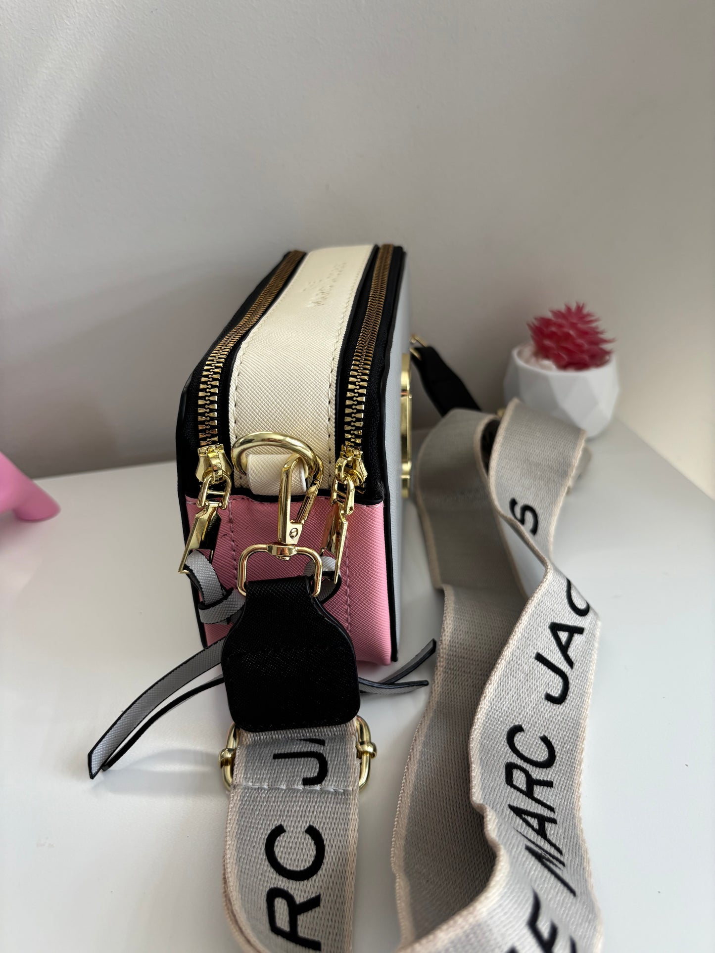 Bandolera gris MJ