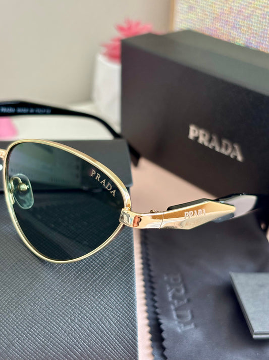 Gafas Prada color negro