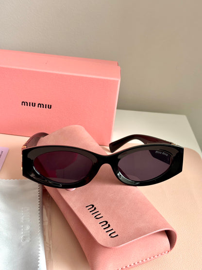 Gafas negra ovaladas miu
