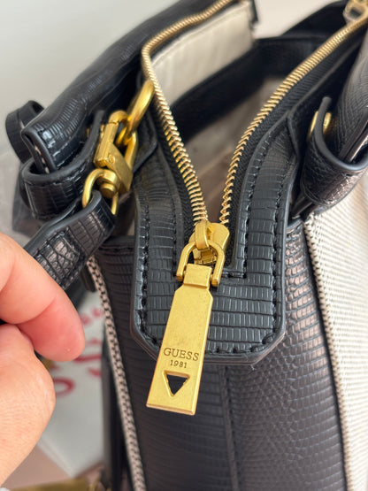 Bandolera Croosbody Guess