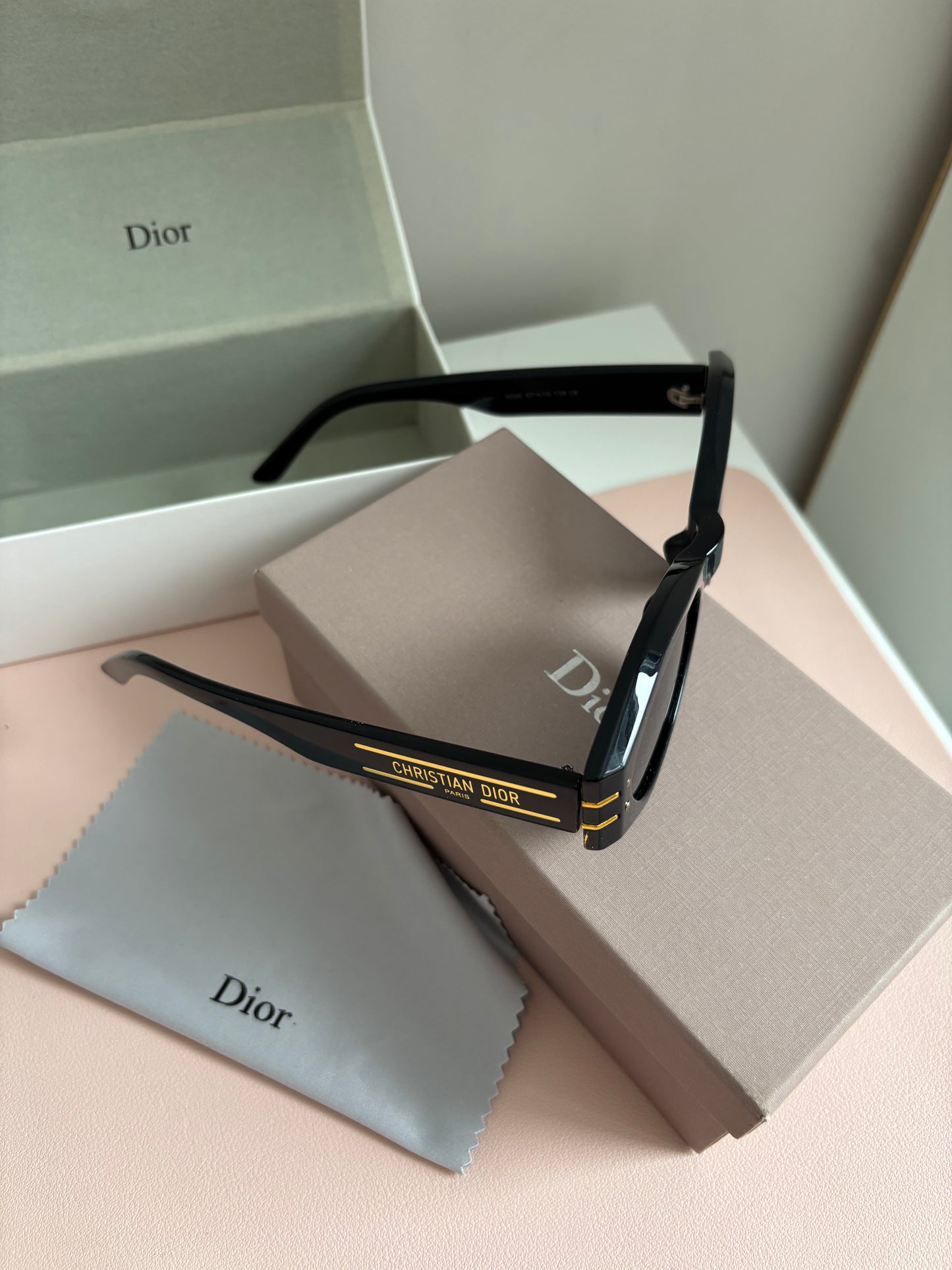 Gafas negras Dior