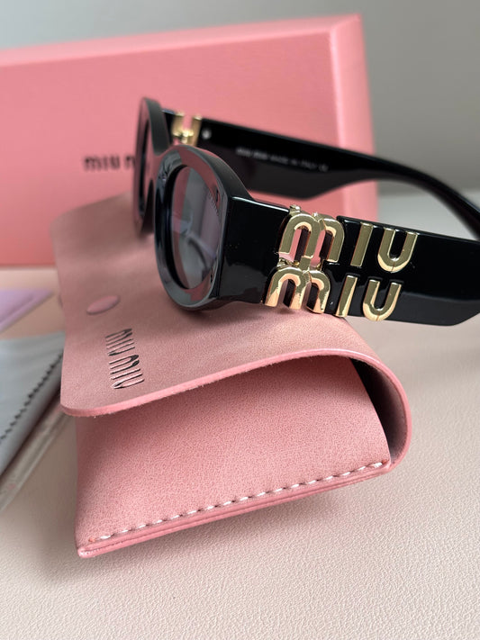 Gafas negra ovaladas miu